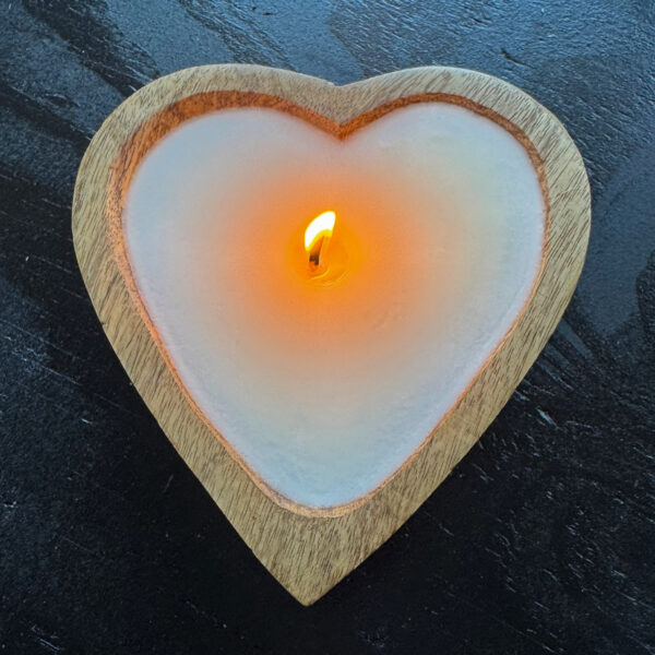 6.5" Mango Wood Sweet Heart Candle - Image 4